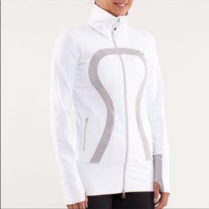 LuLulemon ‘In Stride’ jacket pre loved